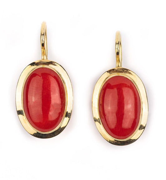 Earrings in gold and red coral from the Mediterranean (Sardinian Coral) with a leverback setting in classic style